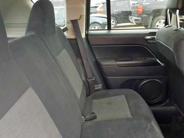 1C4NJDBB3CD562383 - 2012 JEEP COMPASS SP თეთრი ფოტო 6