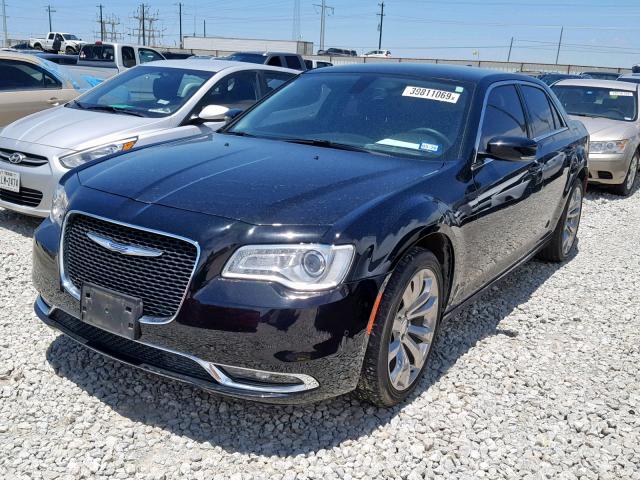 2C3CCAAG8HH593625 - 2017 CHRYSLER 300 LIMITE BLACK photo 2