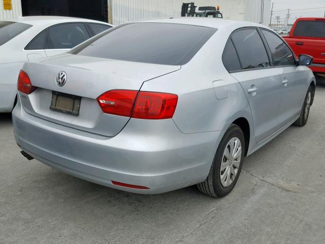 3VW2K7AJ6DM398088 - 2013 VOLKSWAGEN JETTA BASE SILVER photo 4