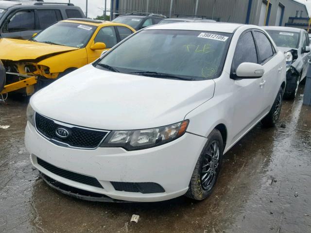 KNAFU4A26A5104256 - 2010 KIA FORTE EX WHITE photo 2