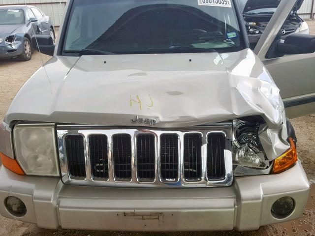 1J8HH48K98C200970 - 2008 JEEP COMMANDER GRAY photo 7