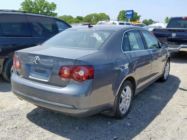 3VWRL71K49M072933 - 2009 VOLKSWAGEN JETTA TDI GRAY photo 4