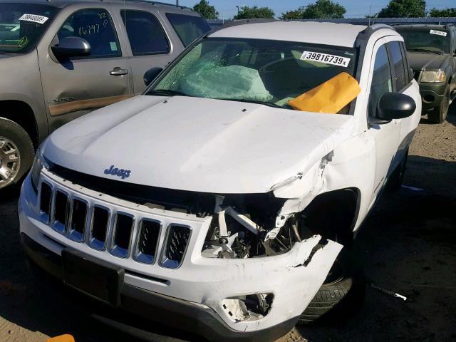 1C4NJDBB1GD556796 - 2016 JEEP COMPASS SP თეთრი ფოტო 2