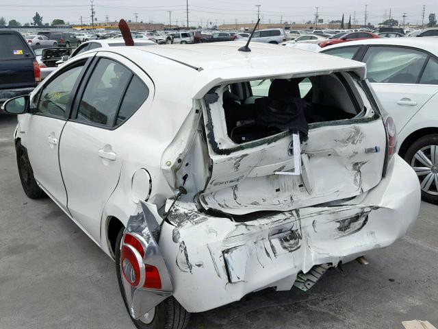 JTDKDTB35E1572575 - 2014 TOYOTA PRIUS C WHITE photo 3