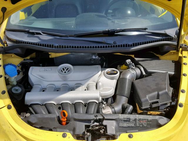 3VWPF31YX7M402678 - 2007 VOLKSWAGEN NEW BEETLE أصفر صورة 7