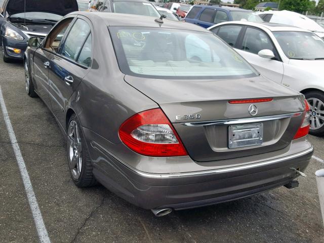 WDBUF56XX8B254704 - 2008 MERCEDES-BENZ E 350 BROWN photo 3