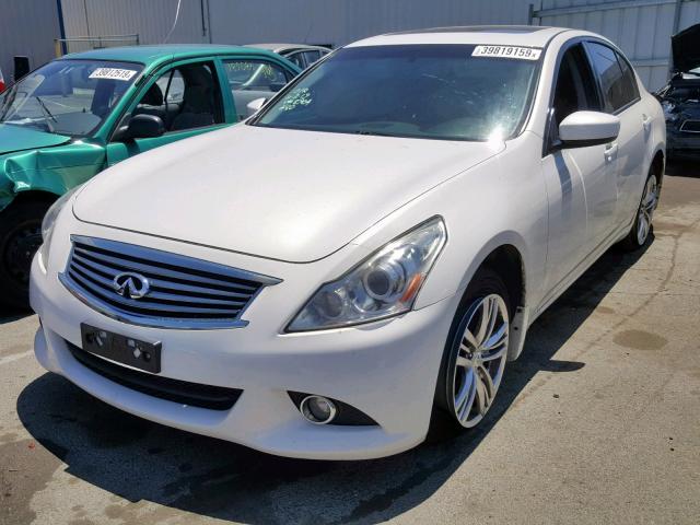 JN1CV6AR3DM758964 - 2013 INFINITI G37 WHITE photo 2