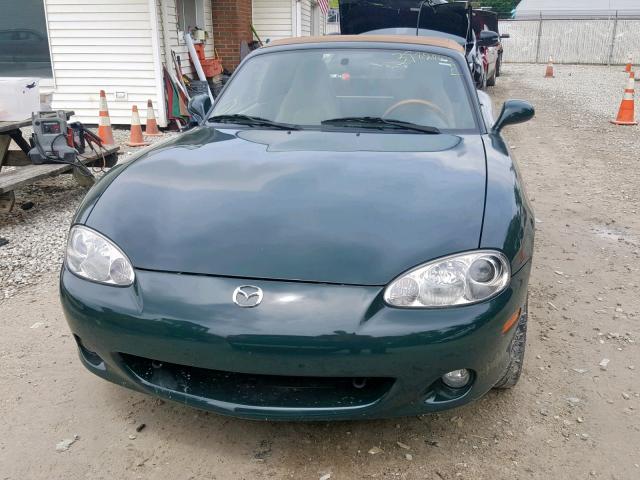 JM1NB353010213956 - 2001 MAZDA MX-5 MIATA GREEN photo 9