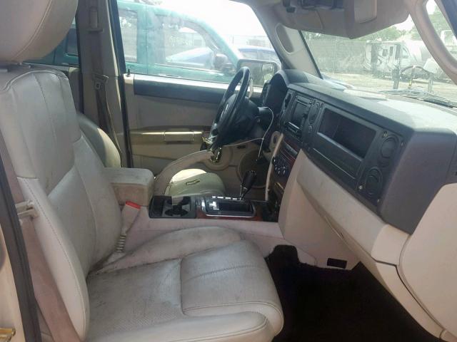 1J8HG58206C364548 - 2006 JEEP COMMANDER CREAM photo 5
