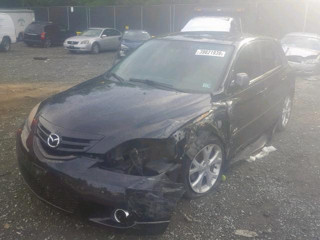 JM1BK343451322666 - 2005 MAZDA 3 HATCHBAC BLACK photo 2