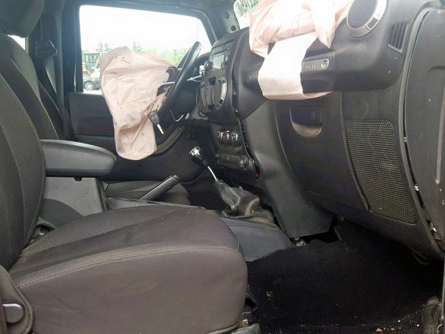 1C4AJWAG7HL521341 - 2017 JEEP WRANGLER S 黑色 照片 5