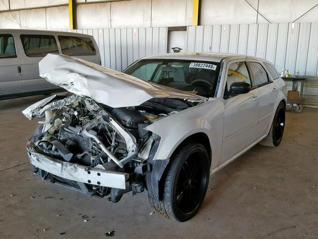 2D4FV47T97H643426 - 2007 DODGE MAGNUM SE WHITE photo 2