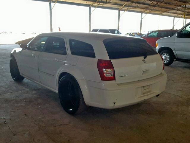 2D4FV47T97H643426 - 2007 DODGE MAGNUM SE WHITE photo 3