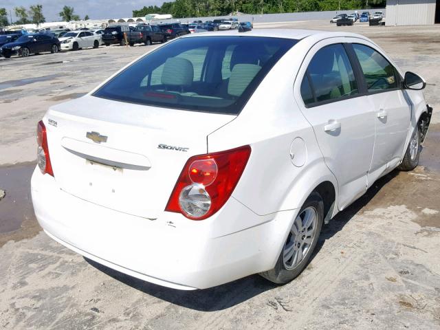 1G1JA5SH0C4188428 - 2012 CHEVROLET SONIC LS WHITE photo 4