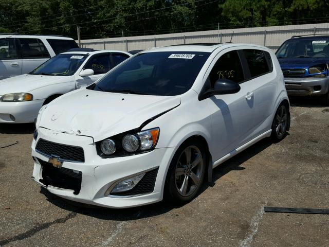 1G1JH6SB7G4110750 - 2016 CHEVROLET SONIC RS WHITE photo 2