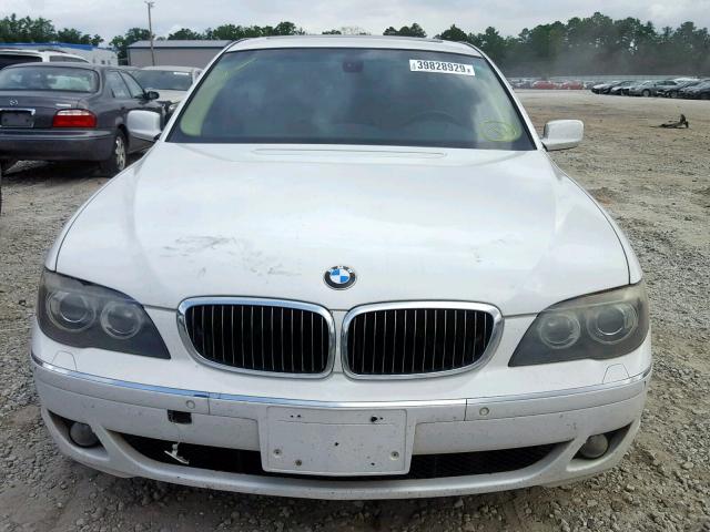 WBAHN83507DT69841 - 2007 BMW 750 WHITE photo 9