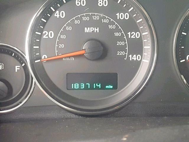 1J8HG48K37C654097 - 2007 JEEP COMMANDER GRAY photo 8