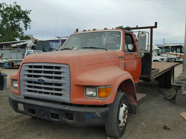 1FDNF80C0WVA12931 - 1998 FORD F800 ORANGE photo 2