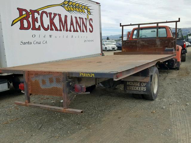 1FDNF80C0WVA12931 - 1998 FORD F800 ORANGE photo 4