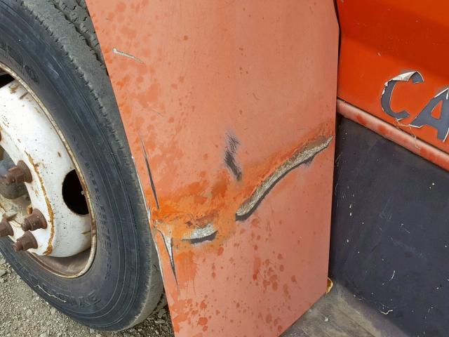 1FDNF80C0WVA12931 - 1998 FORD F800 ORANGE photo 9