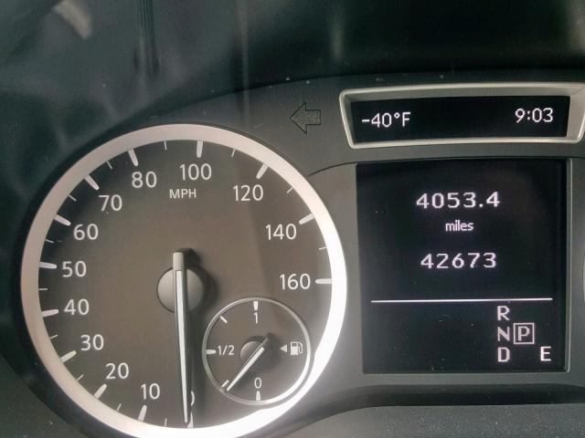 SJKCH5CP4HA036577 - 2017 INFINITI QX30 BASE RED photo 8