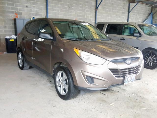 KM8JT3AB3BU121044 - 2011 HYUNDAI TUCSON GL BROWN photo 1