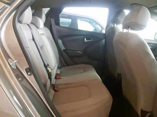 KM8JT3AB3BU121044 - 2011 HYUNDAI TUCSON GL BROWN photo 6