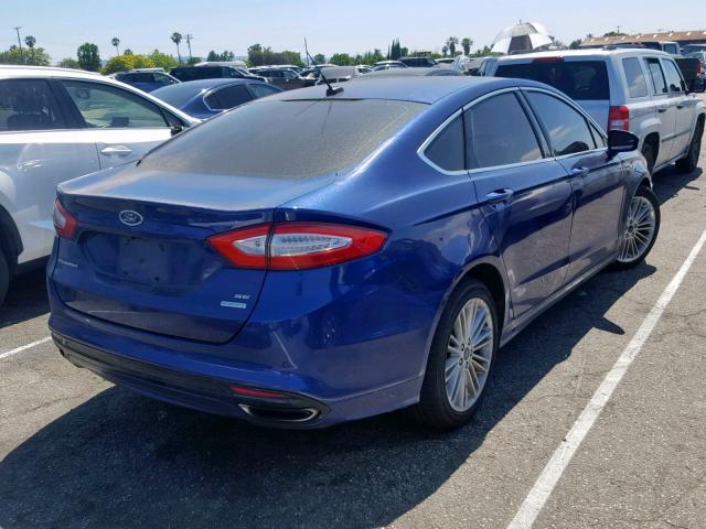 3FA6P0H96GR194235 - 2016 FORD FUSION SE BLUE photo 4