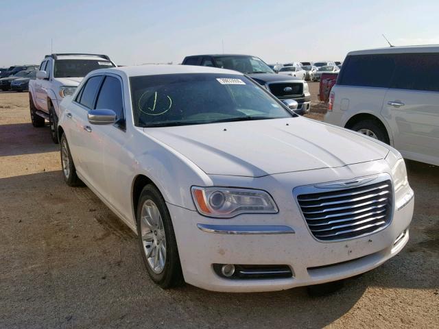 2C3CCACG4CH250297 - 2012 CHRYSLER 300 LIMITE WHITE photo 1