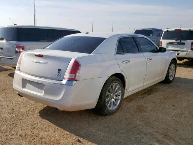 2C3CCACG4CH250297 - 2012 CHRYSLER 300 LIMITE WHITE photo 4