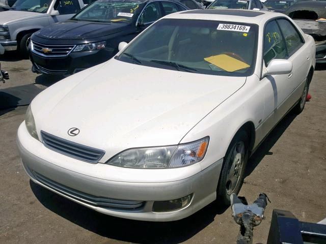 JT8BF28G810315407 - 2001 LEXUS ES 300 CREAM photo 2