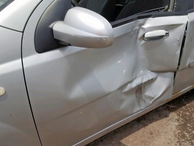 KL1TD62625B360315 - 2005 CHEVROLET AVEO BASE Gümüş foto 10