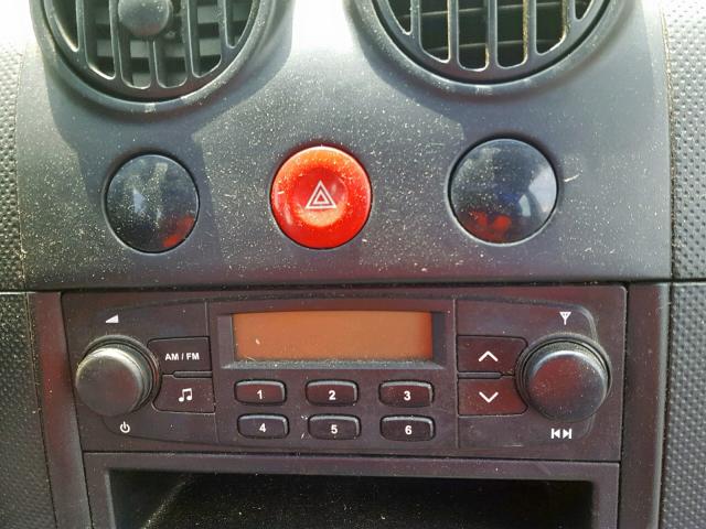 KL1TD62625B360315 - 2005 CHEVROLET AVEO BASE Gümüş foto 9