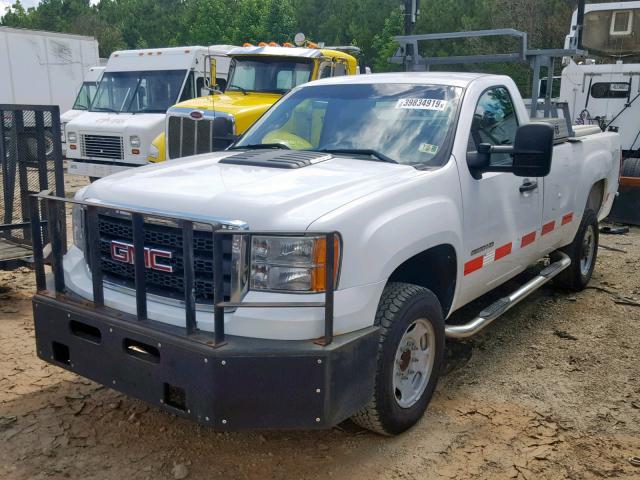 1GT01ZE8XCF125167 - 2012 GMC SIERRA C25 WHITE photo 2