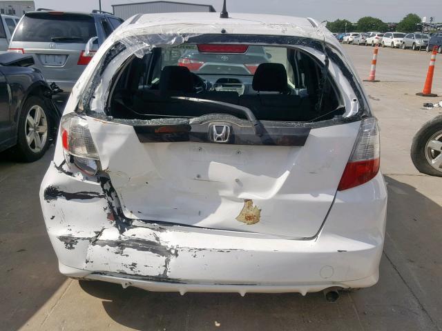 JHMGE8G34DC049400 - 2013 HONDA FIT WHITE photo 9