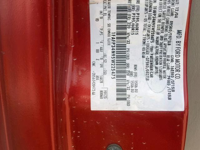 1FAFP34N95W225475 - 2005 FORD FOCUS ZX4 RED photo 10