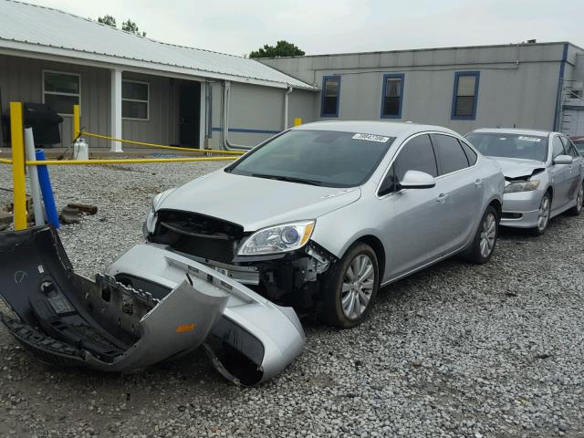 1G4PP5SK5G4133910 - 2016 BUICK VERANO SILVER photo 2