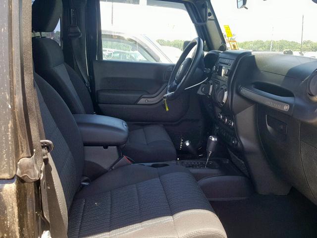 1J4AA2D10BL599252 - 2011 JEEP WRANGLER S შავი ფოტო 5