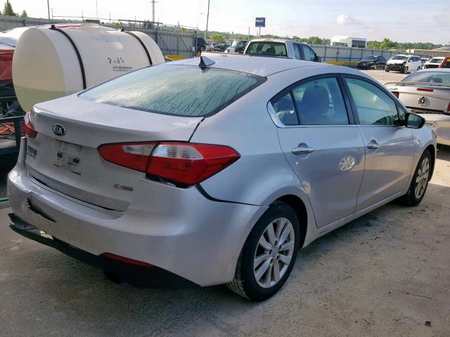 KNAFX4A81E5124769 - 2014 KIA FORTE EX SILVER photo 4