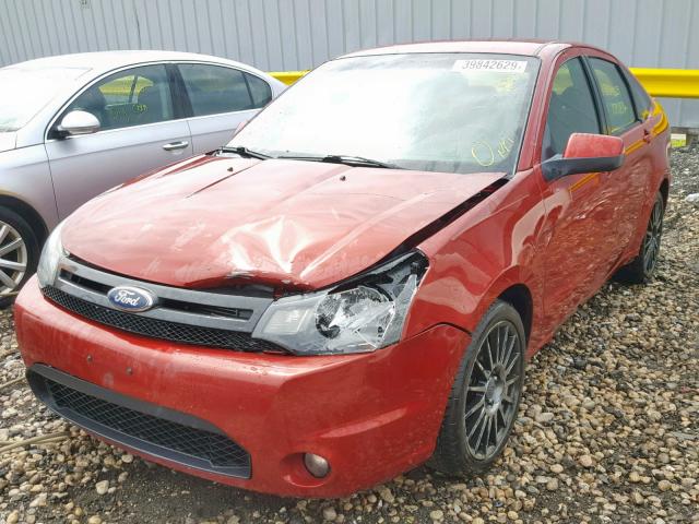 1FAHP3GN4AW135066 - 2010 FORD FOCUS SES RED photo 2