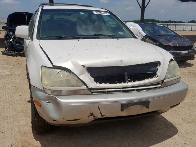 JTJHF10U420252229 - 2002 LEXUS RX 300 WHITE photo 9