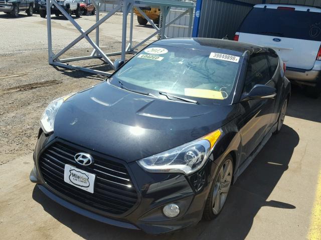 KMHTC6AE8DU129017 - 2013 HYUNDAI VELOSTER T BLACK photo 2