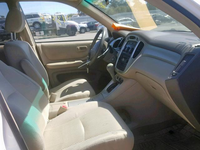 JTEDP21A040017558 - 2004 TOYOTA HIGHLANDER WHITE photo 5