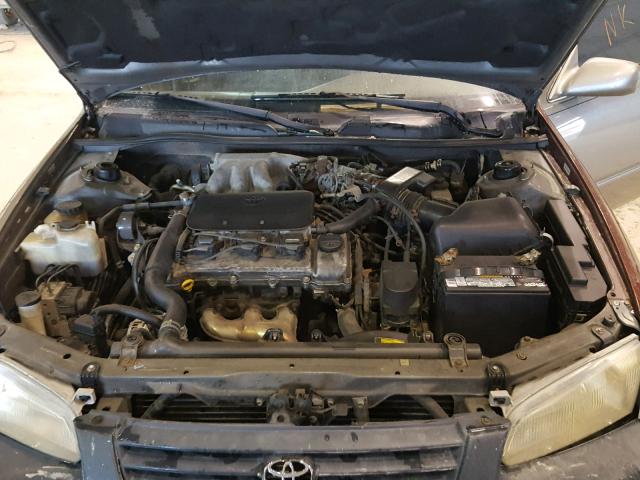 4T1BF22KXWU069440 - 1998 TOYOTA CAMRY CE 灰色 照片 7