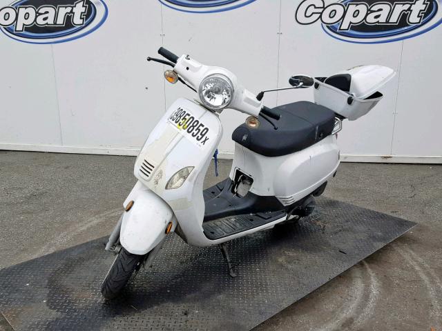 L5YTCKPA7G1156418 - 2016 ZNEN SCOOTER WHITE photo 2