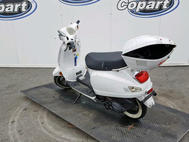 L5YTCKPA7G1156418 - 2016 ZNEN SCOOTER WHITE photo 3