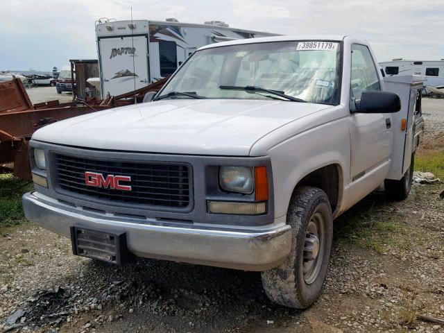 1GTGC24R2YR229961 - 2000 GMC SIERRA C25 WHITE photo 2