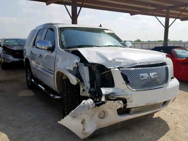 1GKFK63807J165452 - 2007 GMC YUKON DENA WHITE photo 1