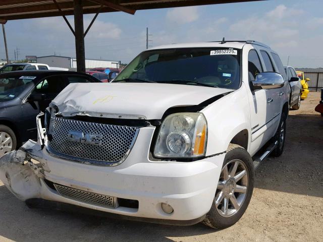 1GKFK63807J165452 - 2007 GMC YUKON DENA WHITE photo 2