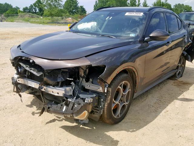 ZASFAKPN9J7B88425 - 2018 ALFA ROMEO STELVIO SP BROWN photo 2